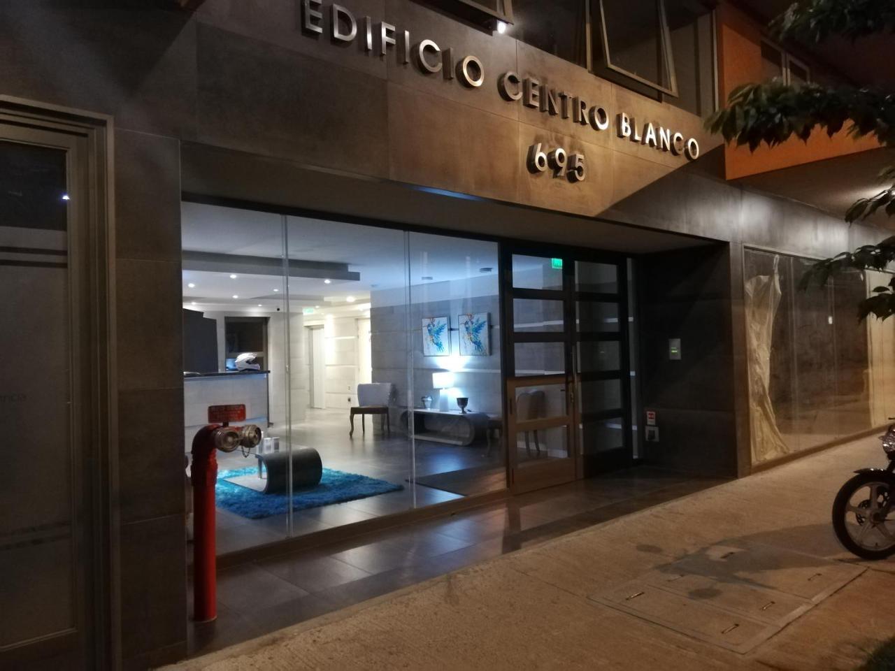 Depto Estudio 1810 Centro Blanco *